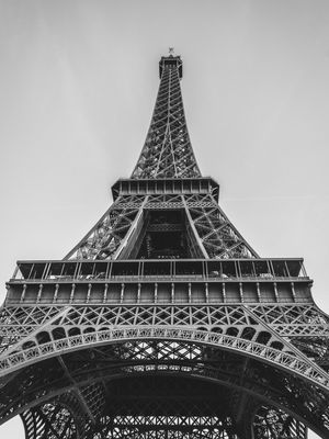 TORRE EIFFEL NOIR 2