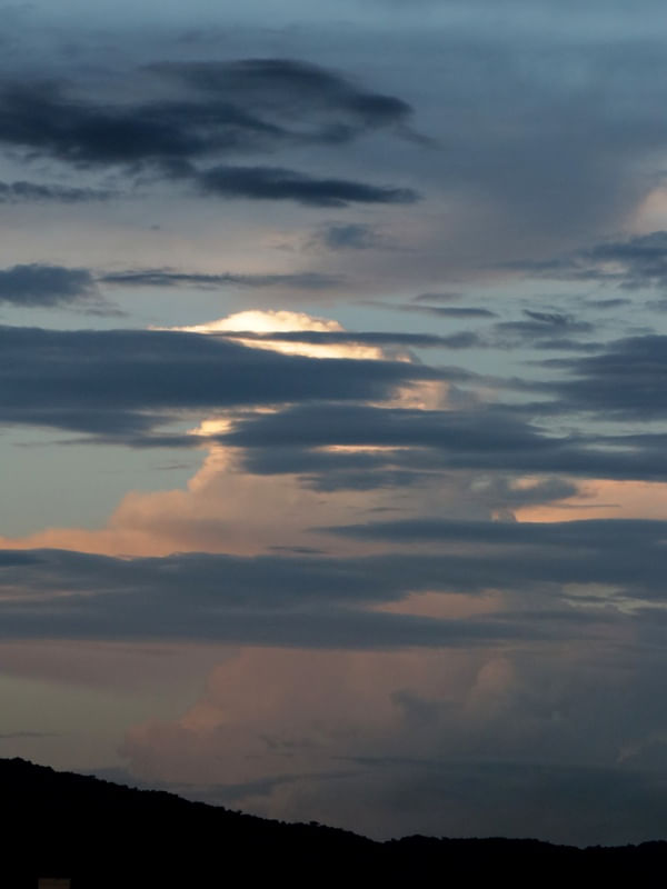 CONTRASTE DE NUVENS 01