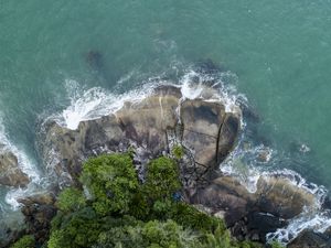 AS PEDRAS E O MAR XXXX