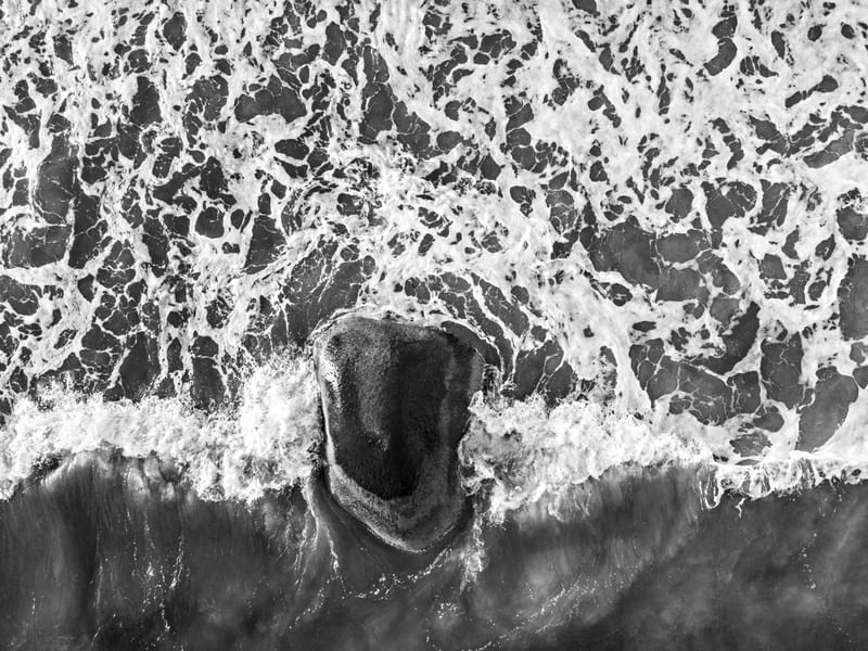O MAR E AS PEDRAS XXII