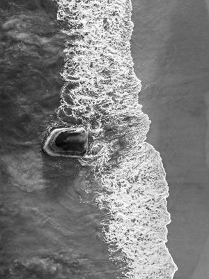 O MAR E AS PEDRAS XXVI