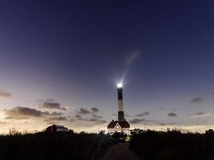 NOITE ESTRELADA NO FAROL