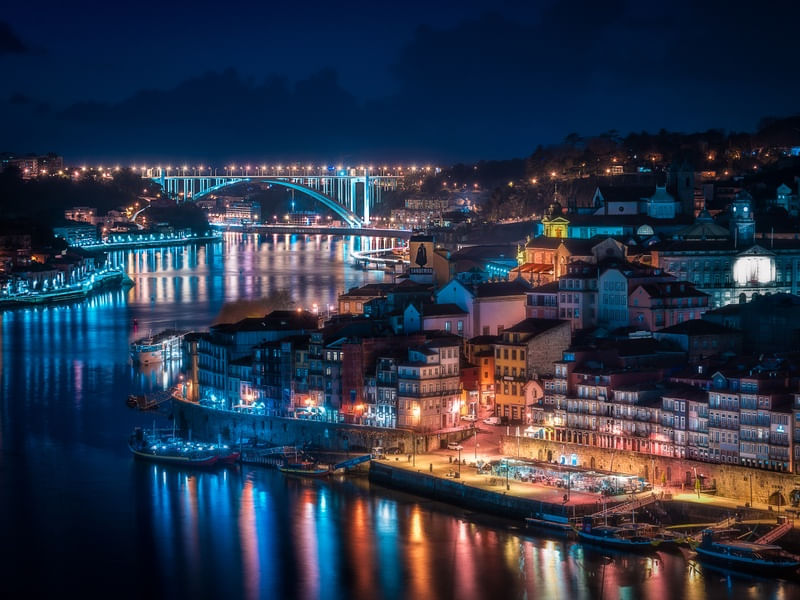 O PORTO A NOITE