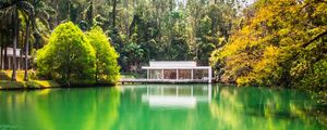 A CASA DO LAGO 4