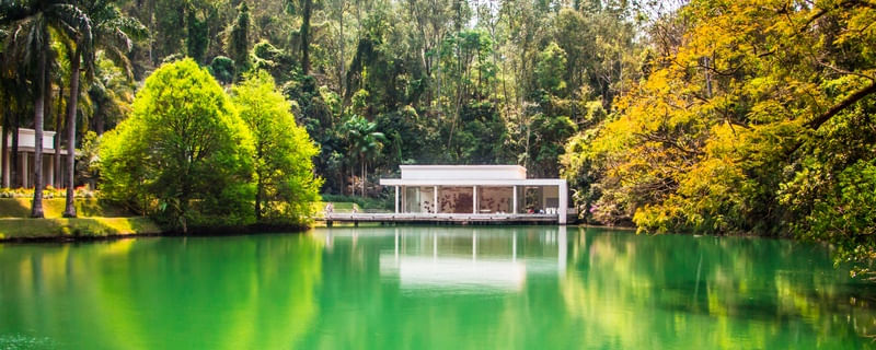 A CASA DO LAGO 4