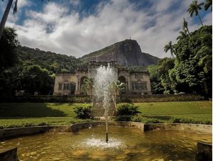 PARQUE LAGE