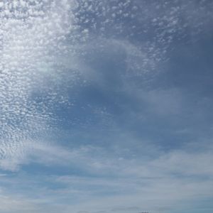 SONHANDO COM NUVENS II