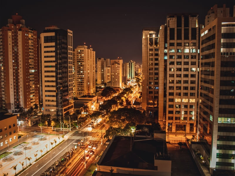 LUZES NA AVENIDA IBIRAPUERA