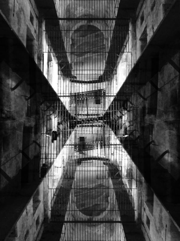 REFLEXOS DO PASSADO