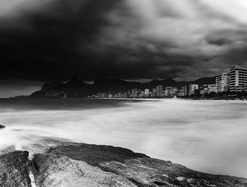RIO PRETO E BRANCO