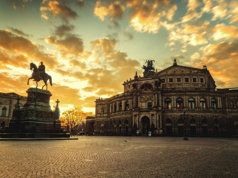 STAATSOPER