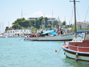 BARCOS EM ATENAS
