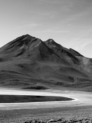 ATACAMA PRETO E BRANCO