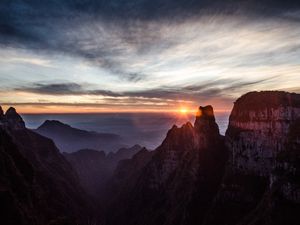SUNRISE
