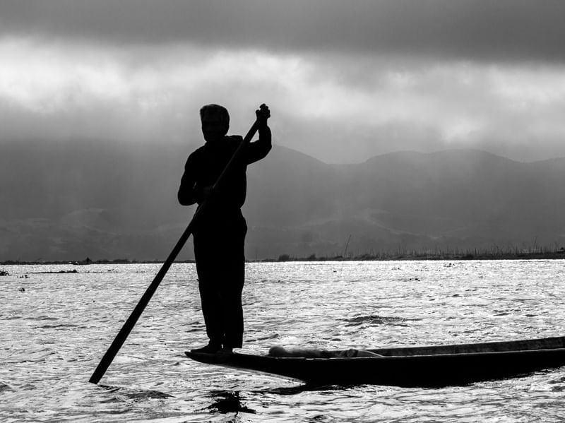 PESCADOR DE INLE LAKE2