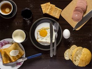 BREAKFAST