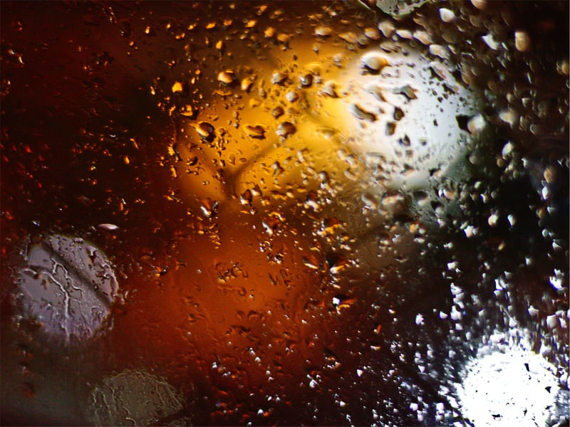LÁGRIMAS E CHUVA