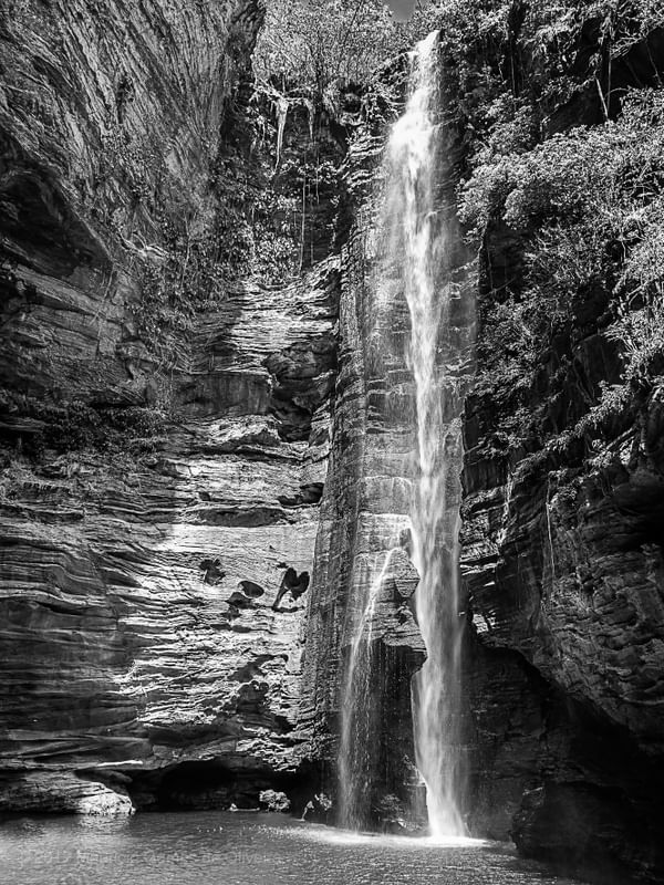 CACHOEIRA SANTA BÁRBARA - CHAPADA DAS MESAS