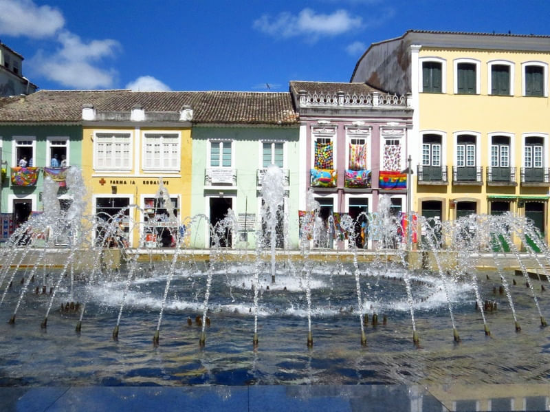 SALVADOR EM CORES