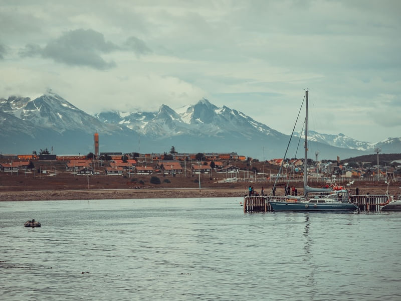VELEIRO EM USHUAIA