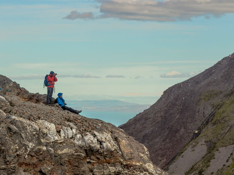 AVENTUREIROS FOTOGRAFANDO MONTANHAS