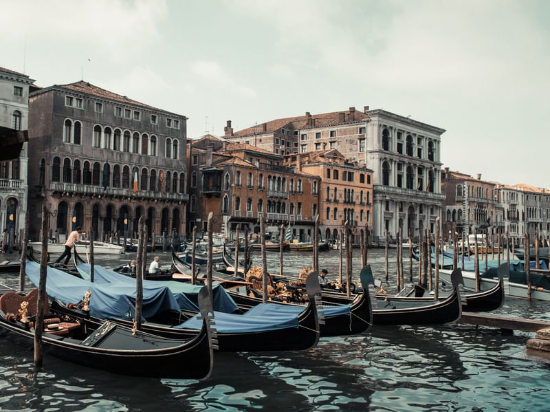 GONDOLAS - VENEZA - ITALIA