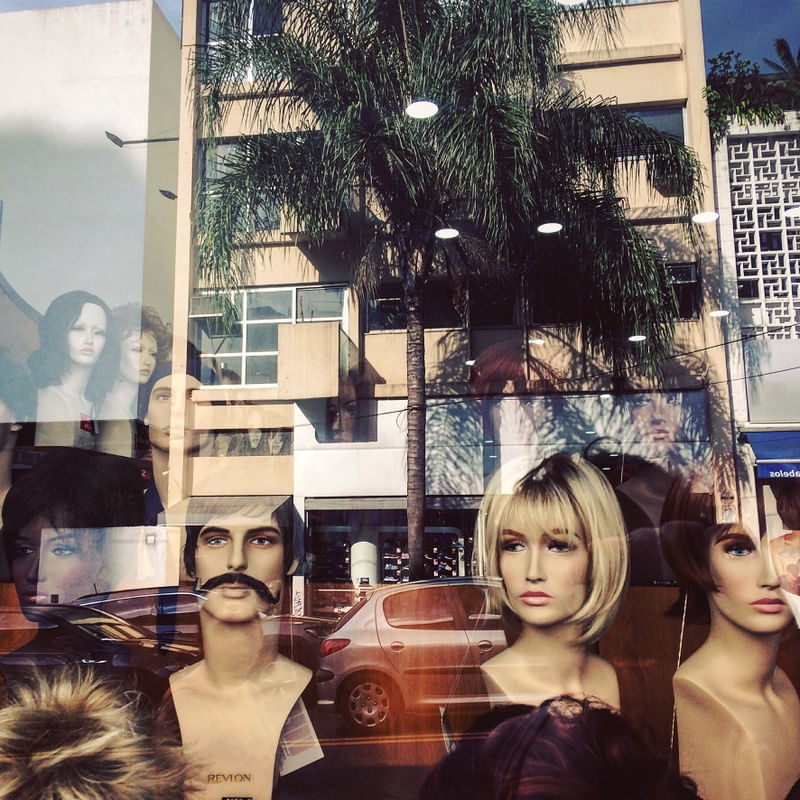 AS VITRINES TE VENDO PASSAR