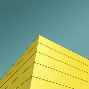 ARQUITETURA VERDE E AMARELA