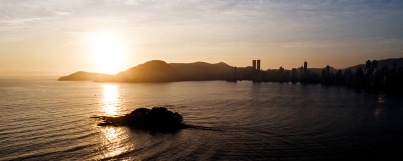 PÔR DO SOL EM CAMBORIÚ