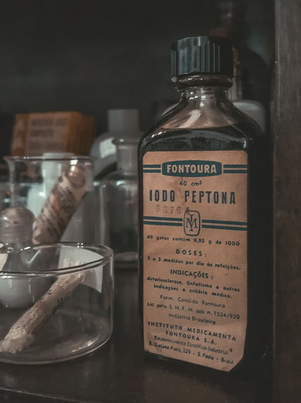 IODINE