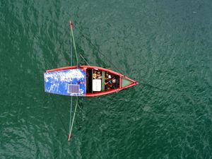 AS CORES DO BARCO