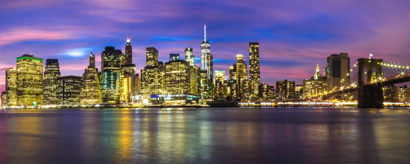THE MANHATTAN SKYLINE