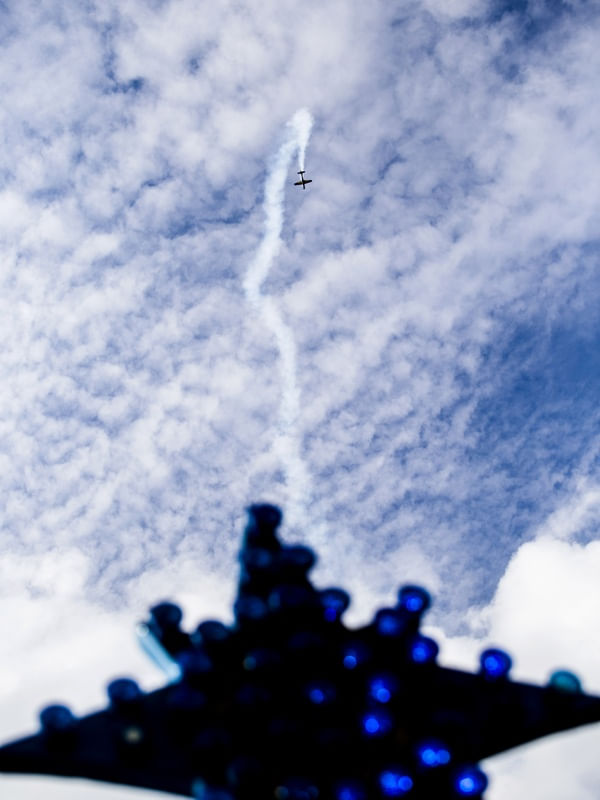 AVIÃO , ARTE NO CÉU