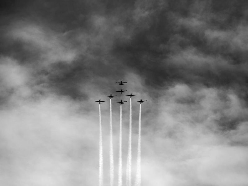 DESENHO NO CÉU - AVIÕES I