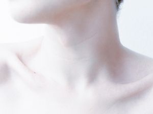 HOLLY - 6
