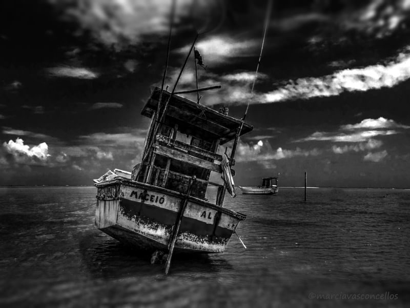AO MAR BW