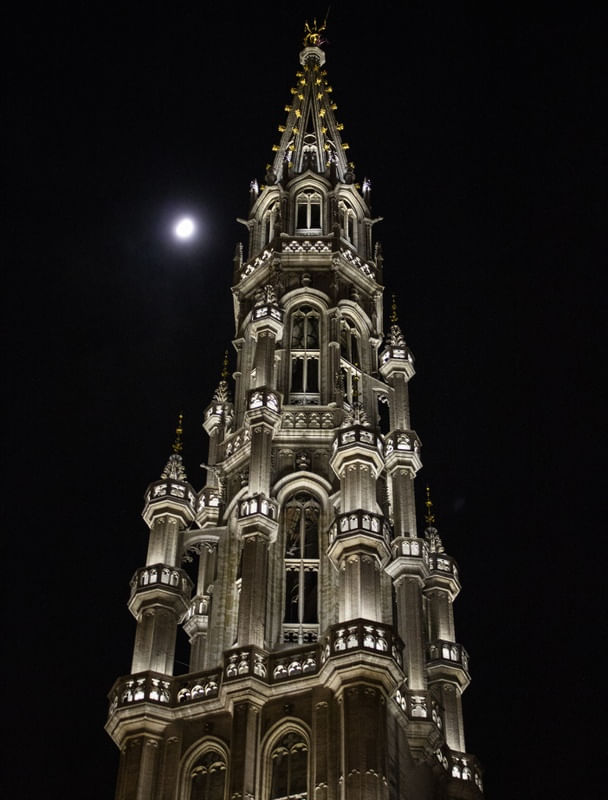 TORRE EM BRUXELAS