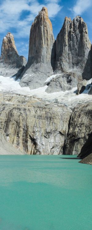 LAGUNA TORRES DEL PAINE