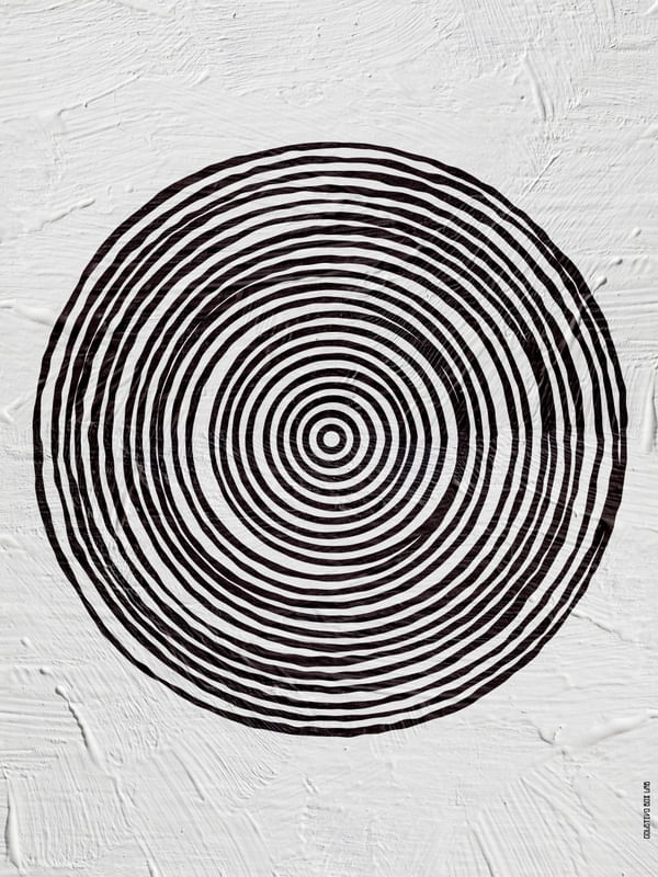 BLACK CIRCLE I