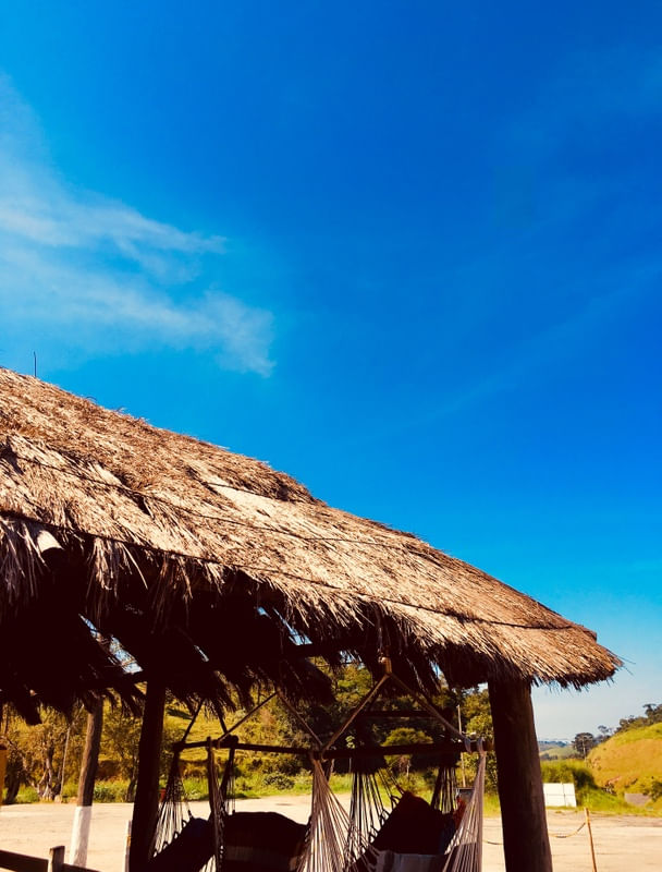 CABANA NA ESTRADA