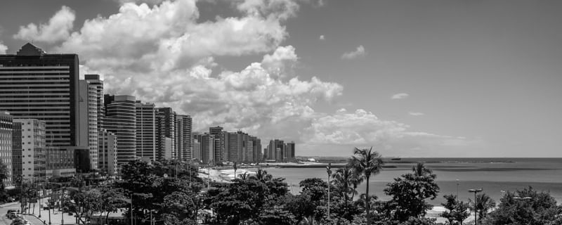 PANORÂMICA PRAIA DO MEIRELES EM FORTALEZA NIGRI