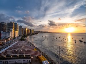 POENTE NA PRAIA DE MUCURIPE