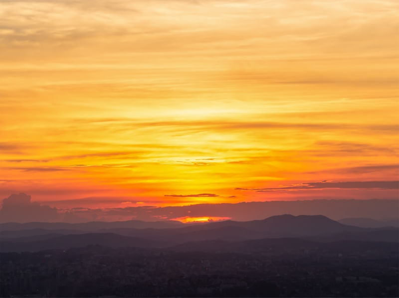POR DO SOL DE UM BELO HORIZONTE