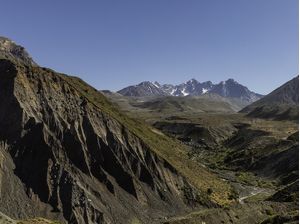LINHAS ASSIMÉTRICAS (CAJON DEL MAIPO, CHILE)