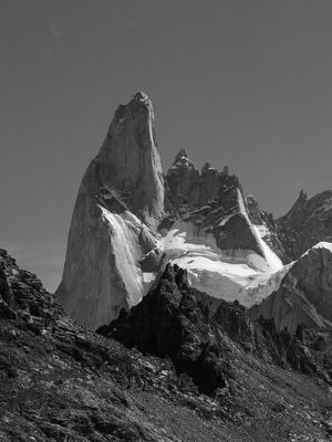 AGULHA POINCENOT EL CHALTEN