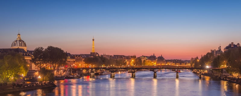 ANOITECER EM PARIS
