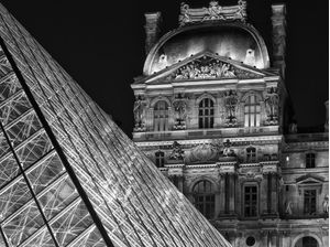 LE LOUVRE BY NIGHT III