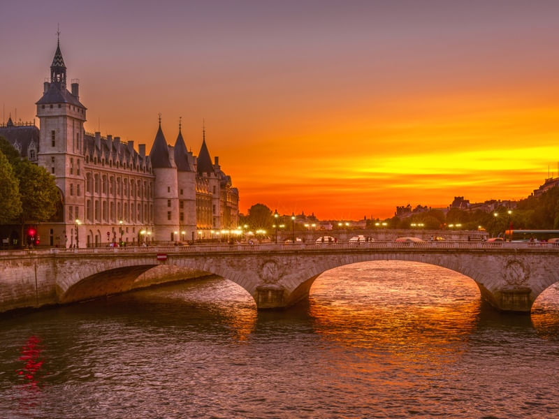 LA CONCIERGERIE
