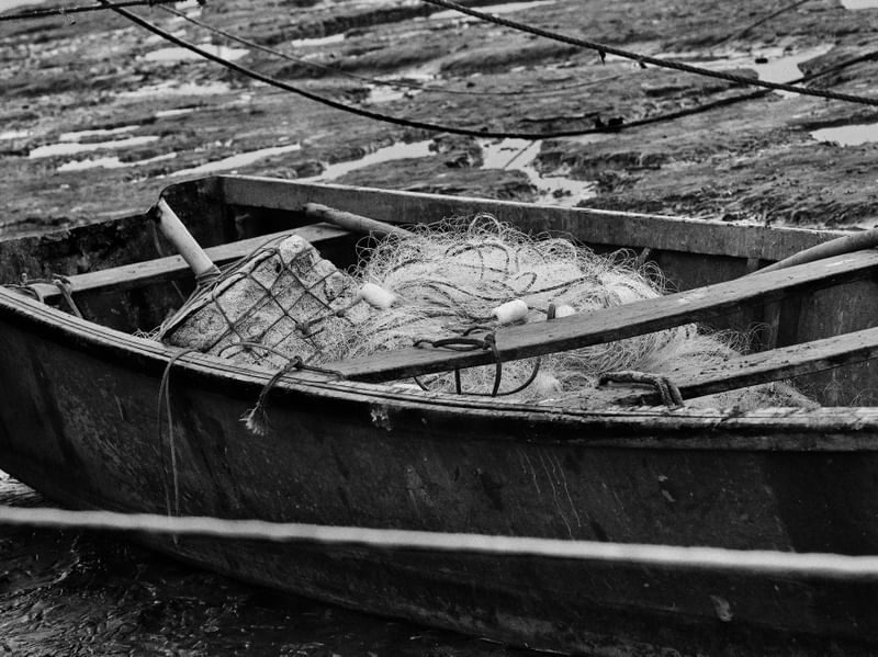 BARCO PESCA ABANDONADO