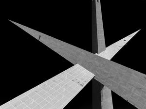 MONUMENTO 3 DIREÇÕES